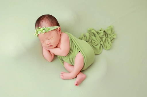 代怀包生男孩医院宝宝几个月可以喝粥 代怀包生男孩医院宝宝几个月可以喝粥